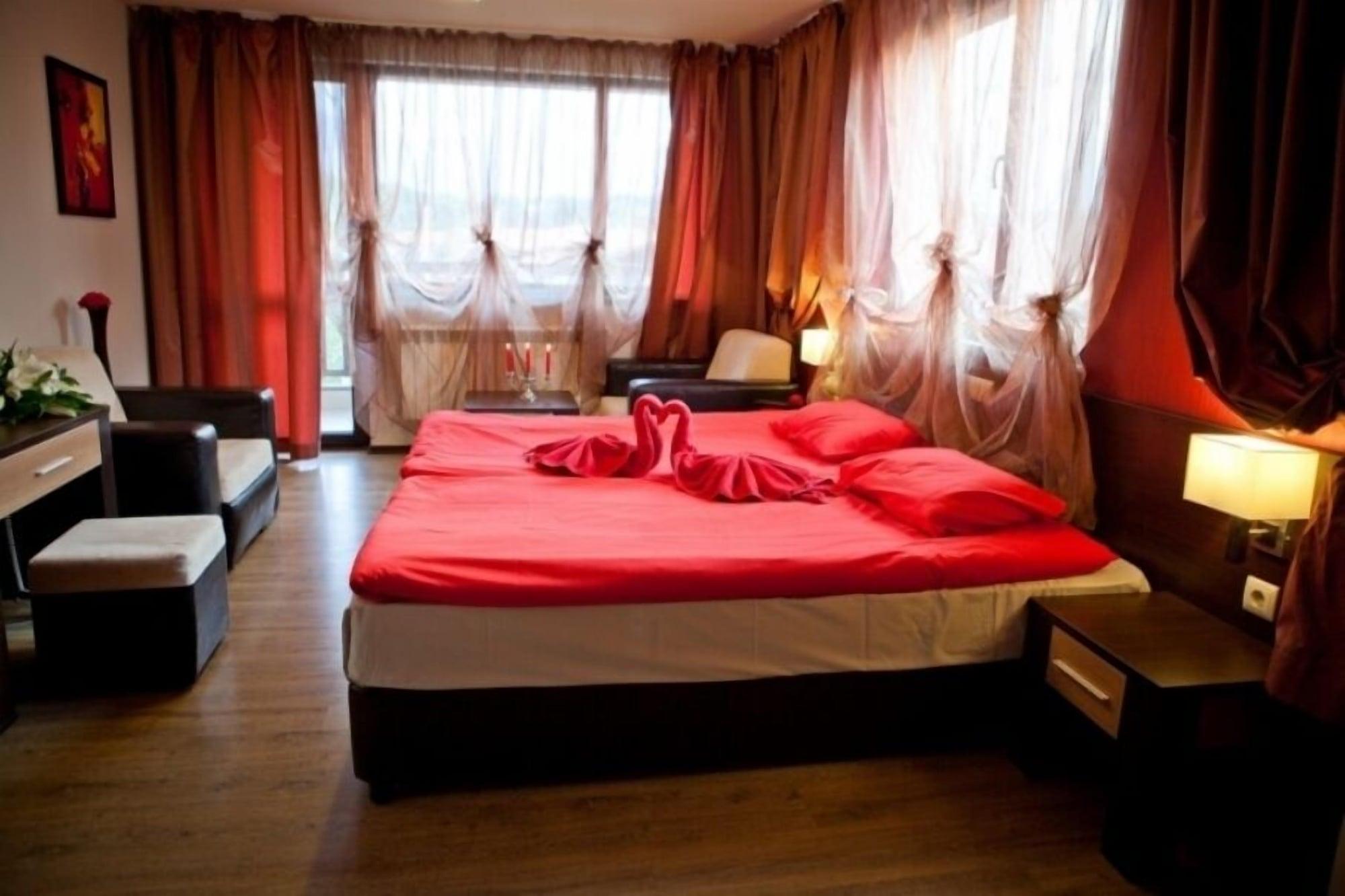 בניה Alexander Hotel מראה חיצוני תמונה