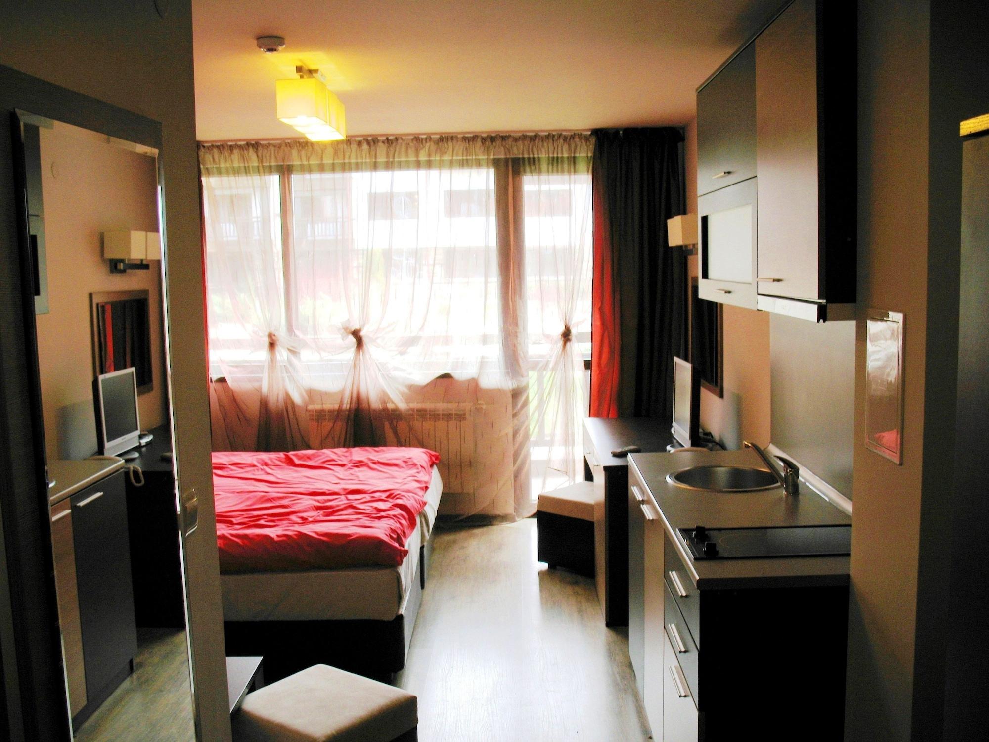 בניה Alexander Hotel מראה חיצוני תמונה