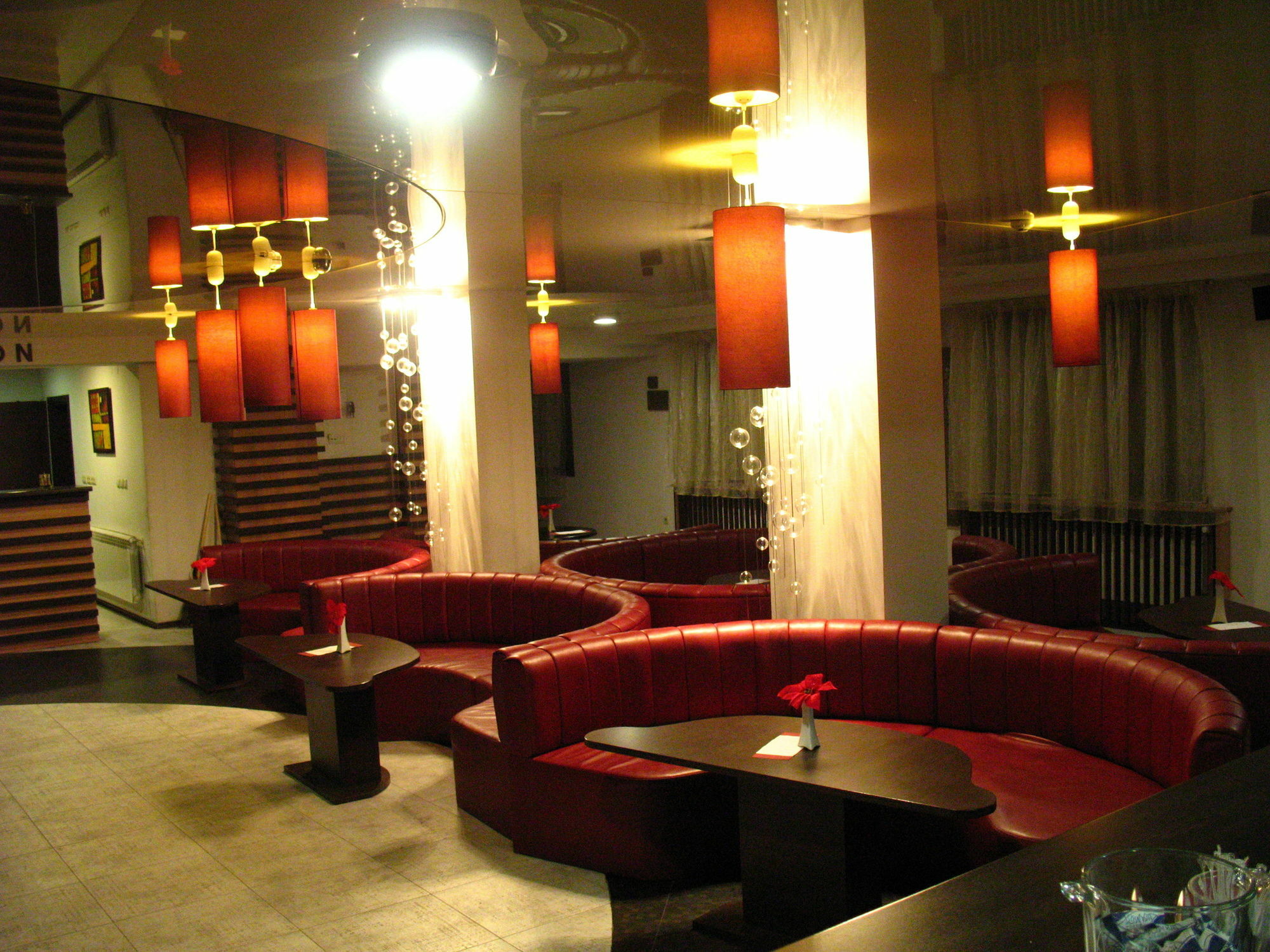 בניה Alexander Hotel מראה חיצוני תמונה